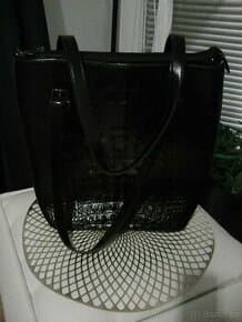 Krásná černá kabelka imitace krokodýla, lakovaná, NOVÁ