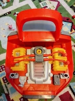 HRAČKA ROZEBÍRATELNÝ TRUCK MOTOR S EFEKTY