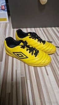 Dětské sálové boty umbro vel 36.5