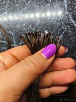 Přírodní středoevropské vlasy