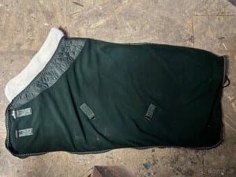 Odpocovací deka s beránkem QHP 135cm