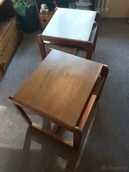 KONFERENČNÍ STOLKY- UŽ POUZE JEDEN