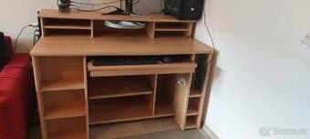 PC stůl