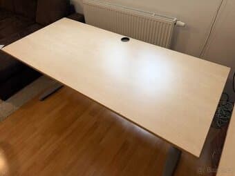 Pracovní stůl výškově nastavitelný 180x80cm