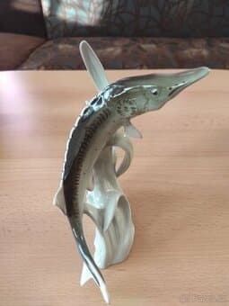 Porcelánová soška jeseter Royal Dux Czechoslovakia – TOP sta