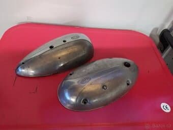 Boční víka Jawa 250 kývačka