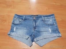 Džínové kraťasy Hailys,vel. M