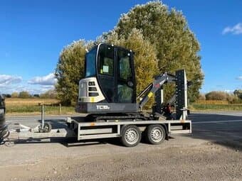 Půjčení, pronájem bagru Schaeff TC19 - 2t