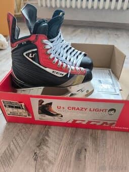 Prodám hokejové brusle CCM U+CL OVIE vel.41