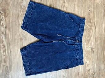 Dámské kalhoty ke kolenům vel. L