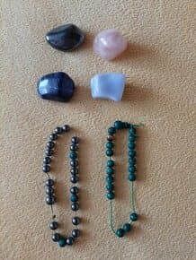 Náramky a drahé kameny