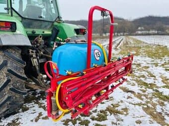 Postřikovač 300L 10m ramena