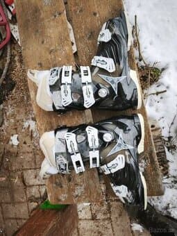 Atomic Hawx 80, vel. 25cm stélky