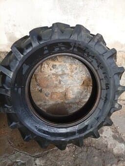 Přední pneu traktor Zetor