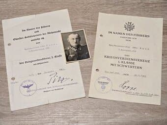 Konvolut dokumentů KVK1 + KVK2 + fotka