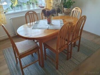 Židle z masivu borovice