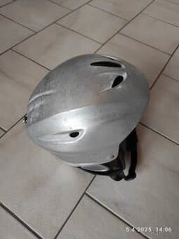 Lyžařská přilba Blizzard