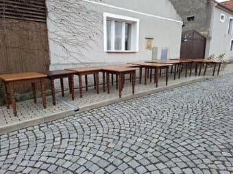 13x stoly z restaurace hospody