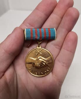 Hasičská medaila ČSSR za vernosť - 20 rokov služby