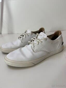 Kožené tenisky Lacoste