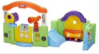 Interaktivní hrací domeček