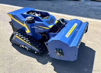 SVAHOVÁ RC ovládana cepáková sekačka AWY 80 SM