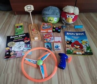 Angry Birds, album, karty, gyroskop, hry, košíková, vrtule
