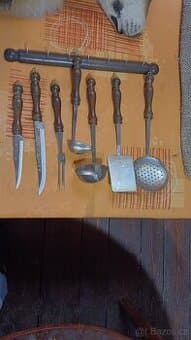 kuchynske stare zavesne nařadí