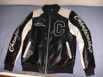 Bunda na koloběžku nebo motorku