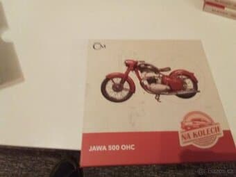 Stříbrná mince ČM ze série Na. Kolech Jawa 500 OHC
