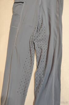 Legíny Felix Buhler vel.34