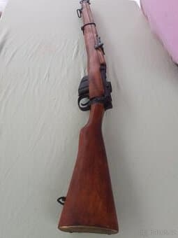 Puška Lee Enfield MK III