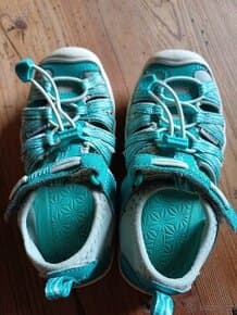 Sandály Keen 27/28 super stav