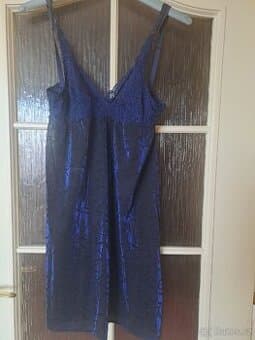 Dámská noční košilka