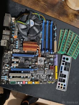 Deska Msi + chladic + cpu Core i7 - 920 + DDR3 12GB