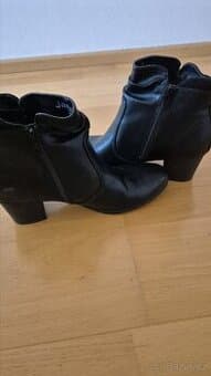 Kotníkové boty Jana, vel. 39