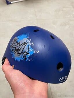 Freestyle přilba WORKER Vroom