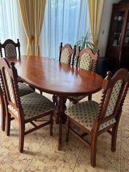 Jídelní stůl a židle