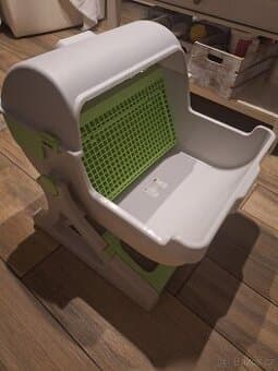 Poloautomatické WC pro kočky