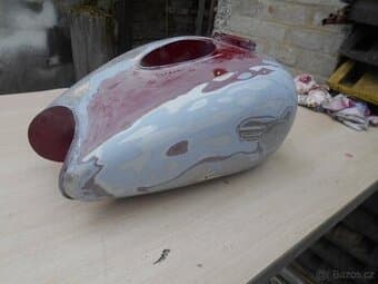 Jawa 250 pérák FJ nádrž