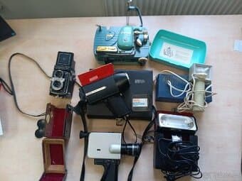 Historické kamery, fotoaparát, promítačka