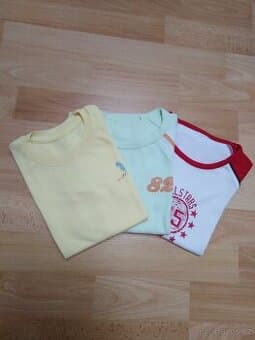 Trička s kr.rukávem vel.110