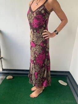 značkové hedvábné šaty - vel. S