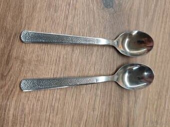 Staré příbory i stříbrné