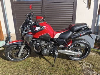 Yamaha MT 03... 35Kw rok 2008