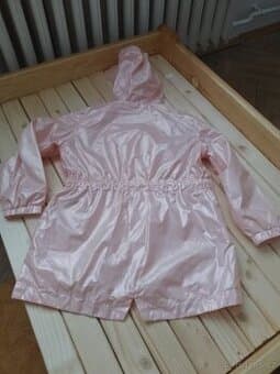 Tenká bunda/kabátek