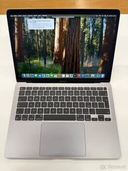 Apple Macbook Air M1 256GB, stav nového, jen 67 nabití