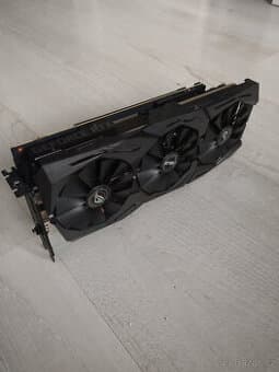 ASUS GeForce RTX 2070 ROG-STRIX-RTX2070-O8G-GAMING