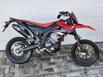 Aprilia sx 125 / 3.800km / Top stav