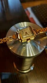 Dámské ruské hodinky, zlacené.